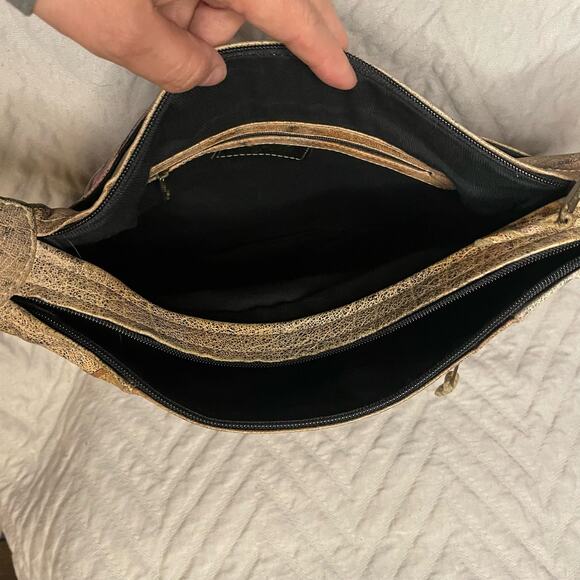 SALE!! Vintage The Animal purse wearable art leather hand painted made in India - Picture 5 of 9